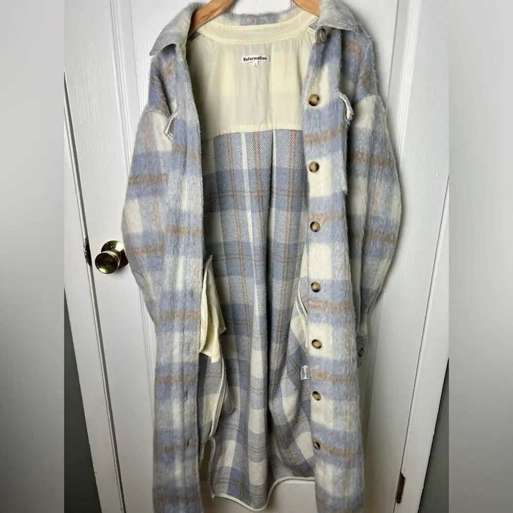 Reformation Ainslie Button Up Flannel Oversized Jacket Light Blue White Plaid L - Picture 3 of 12